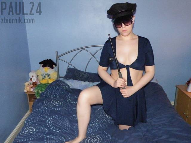Policjantka :) - paul24