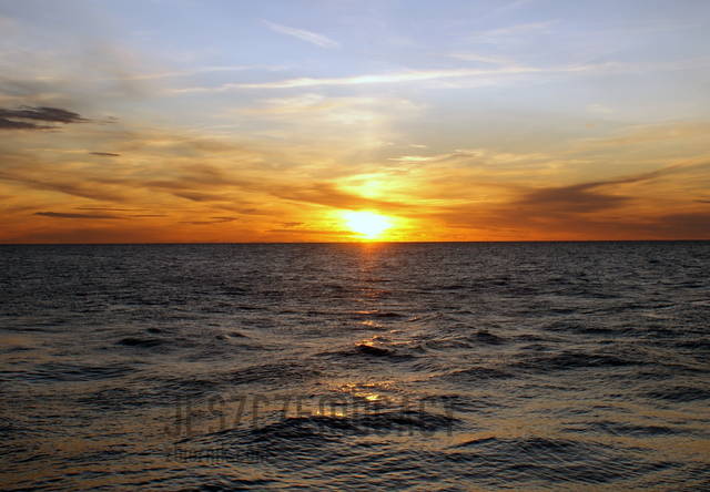 Zachód nad morzem - jeszczemogacy
