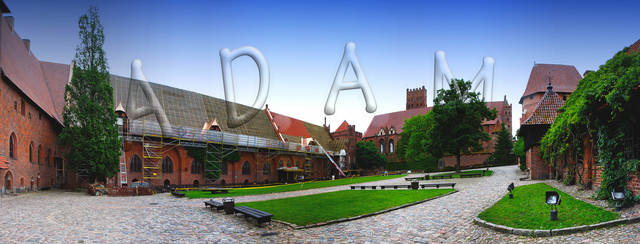 Dziedziniec.jpg - adam383