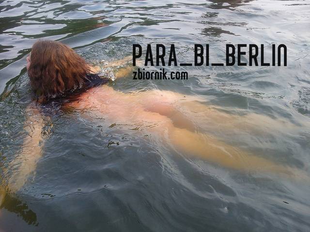 W jeziorku - Para_Bi_Berlin