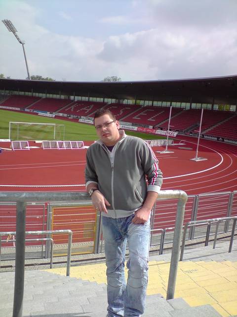 P270410_10.29.JPG - thomas_1978