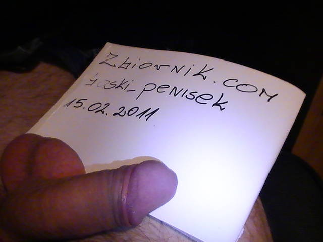 leży i odpoczywa - boski_penisek