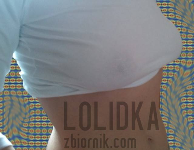 w koszulce - lolidka