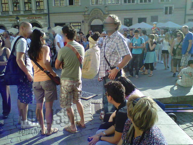 zapatrzony tyłek - Analissa