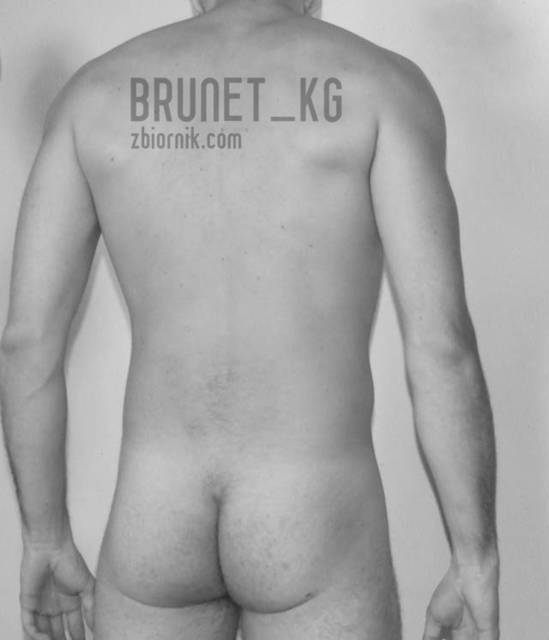 skromnie i nieśmiało :) - brunet_kg