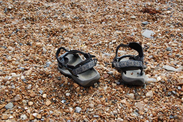 zostaly tylko sandaly:) - maciek00