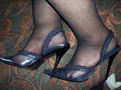 szpileczki czarne rajstopki