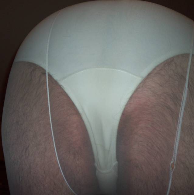 czesc tylna w biłych majteczkach i rajstopkach - Kamilia