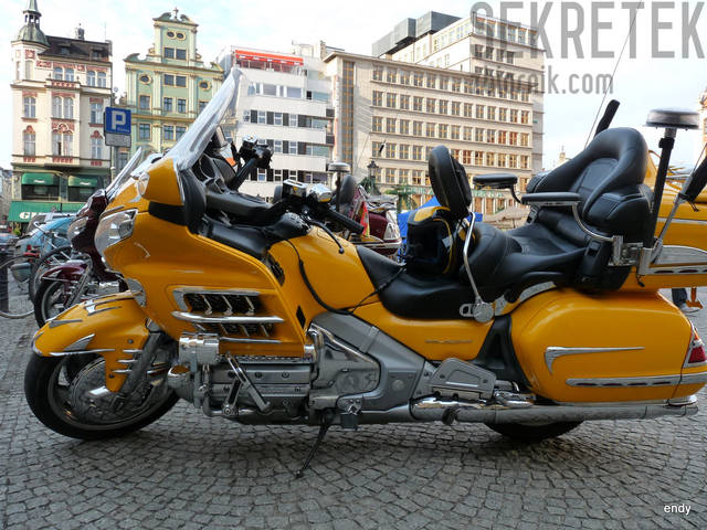 P1040322-1.JPG - sekretek