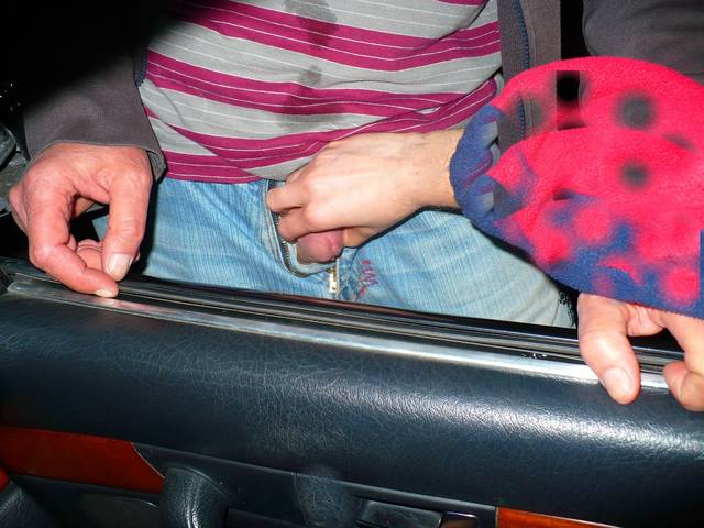 Pomogłam nieznajomemu się wysikać a potem mu ..... - ada77