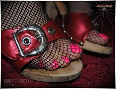 Czerwone Drewniaczki 13