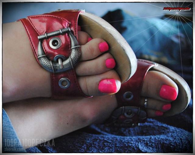 Czerwone Drewniaczki 15 - 100pa100peczka