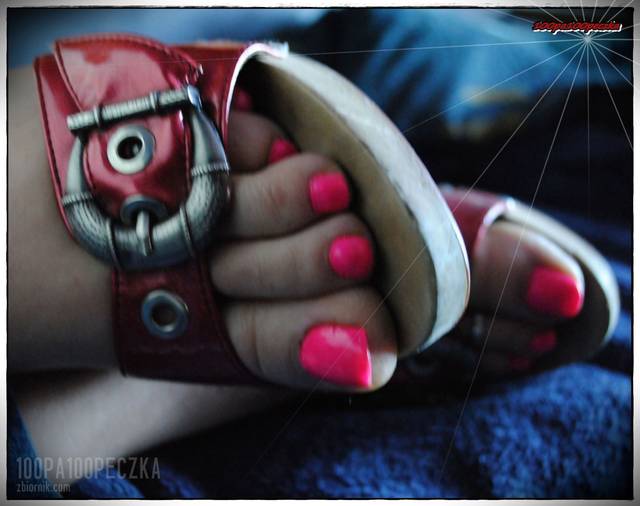 Czerwone Drewniaczki 16 - 100pa100peczka