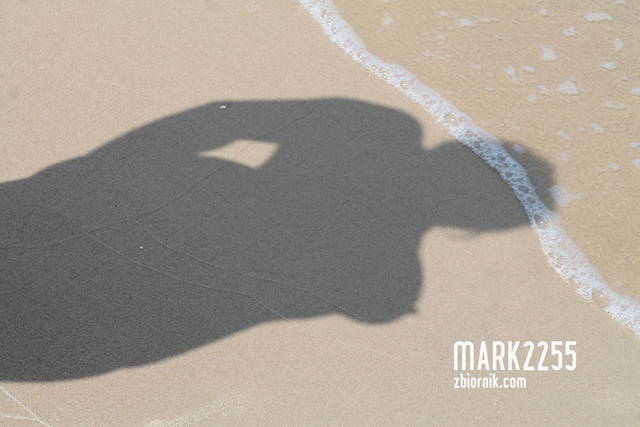 Cień też chciał fotkę. - mark2255