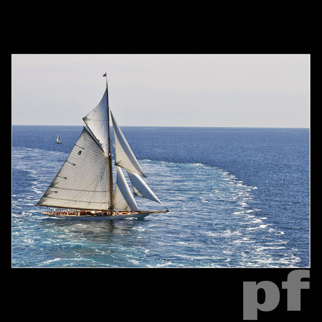 POD PEŁNYMI ŻAGLAMI - panfoto