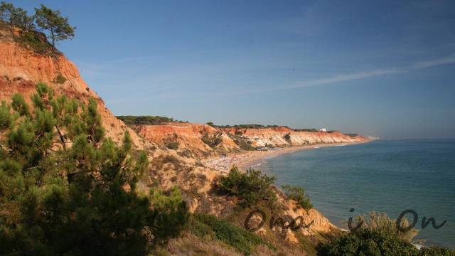 032.jpg - Ona__i__On