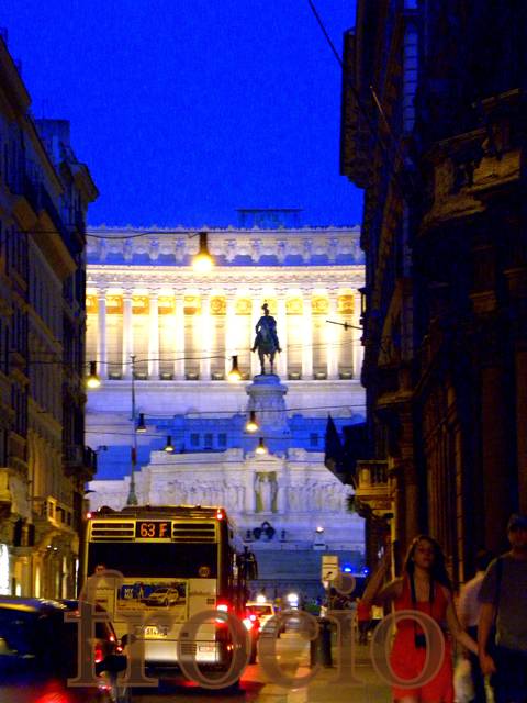 Pomnik Wiktora Emanuela II - frocio