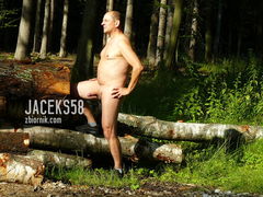 Tak sobię stoję a słonko grzeje...