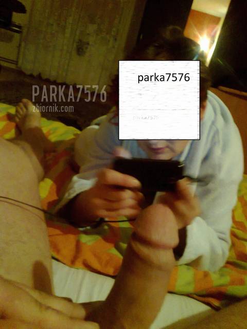 ładnie pozował,stał na baczność - parka7576