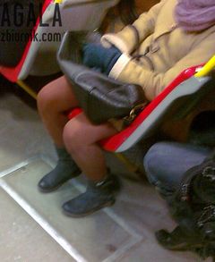 041220122320v.jpg