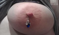 a moze z kolczykiem?