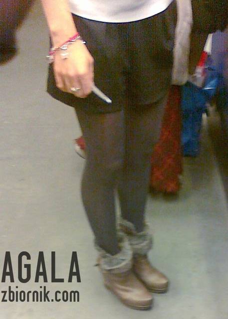 301220122581v.jpg - AGALA