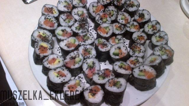 Zapraszamy na sushi - Muszelka_Eklerek