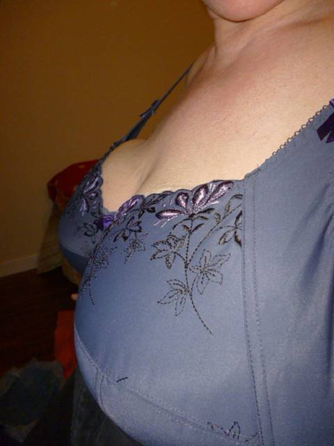 P1030070.JPG - curious1