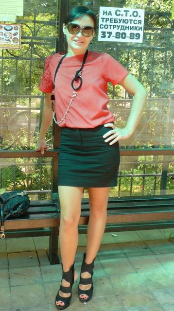 на остановке - astra4900