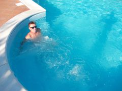 201690_433806213324880_199801559_o.jpg
