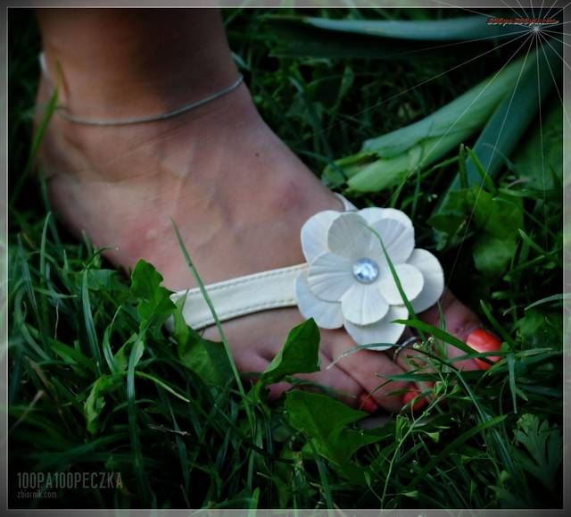 Białe japonki 16 - 100pa100peczka