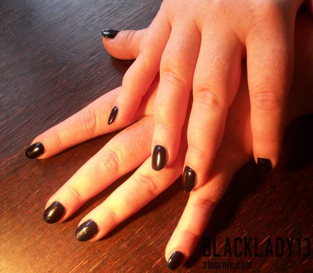 hmmm... - blacklady13