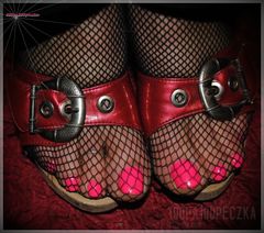 Czerwone Drewniaczki 25