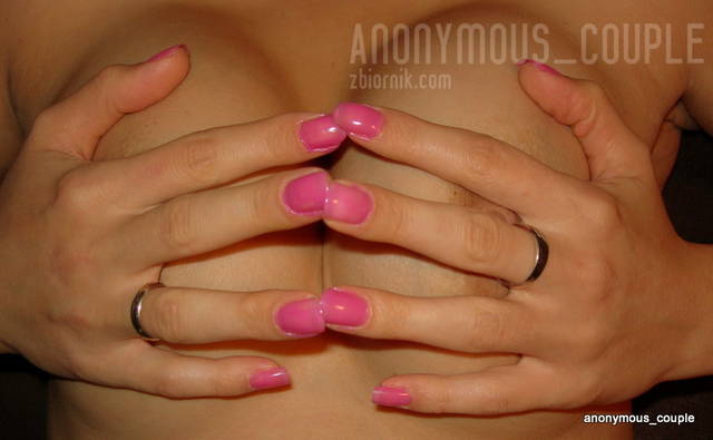 Chcialbys sie spuscic na te piersi...? :) - anonymous_couple