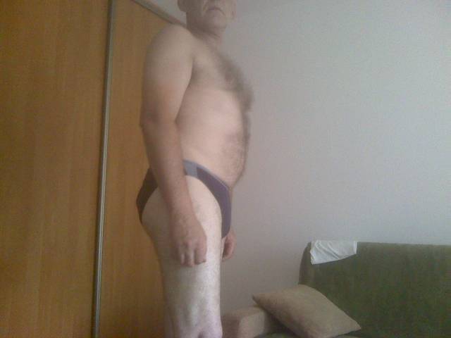 103244.jpg - cyga5900