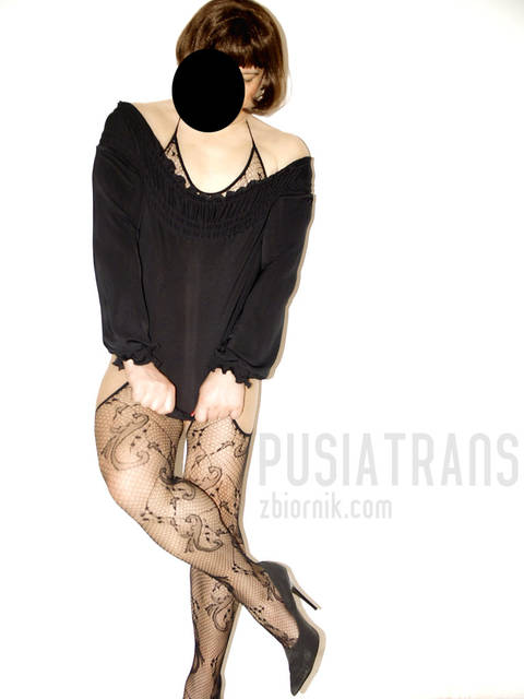 Troszkę zawstydzona - pusiatrans