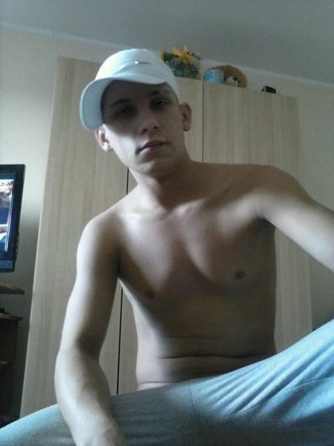 132103_352934854798118_1952948642_o.jpg - boyboyWAWA