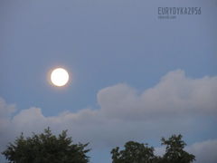 księzyc z okienka mego :)