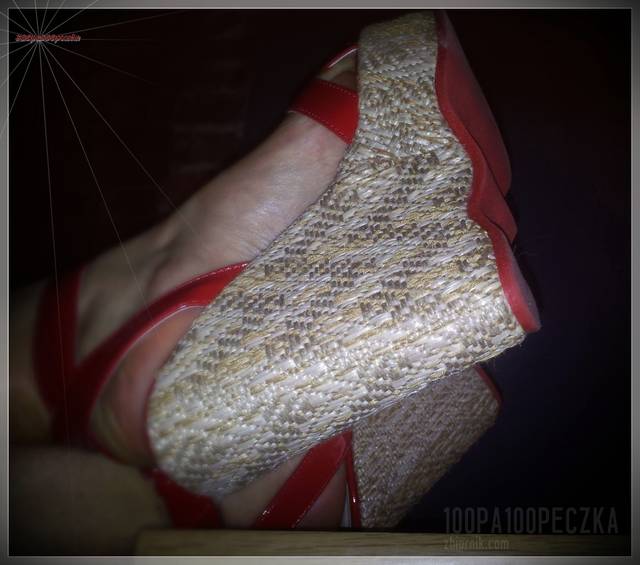 Czerwone Koturny 04 - 100pa100peczka