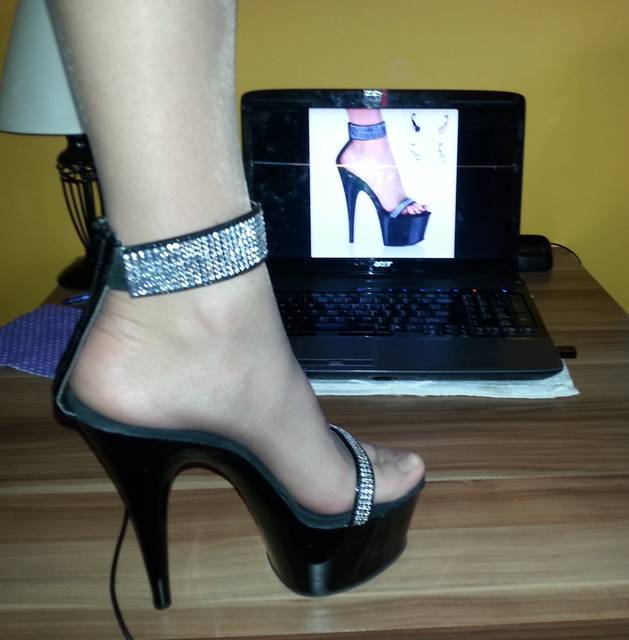 pleaser - szpile3ka