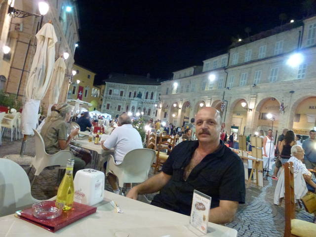 P1000303.JPG - satere