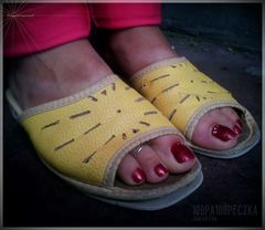 Żółte kapcie 04