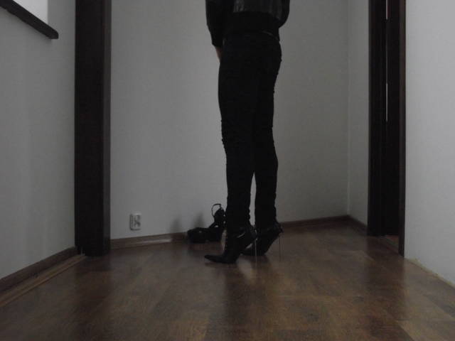 DSCF3297.JPG - heelstgirl