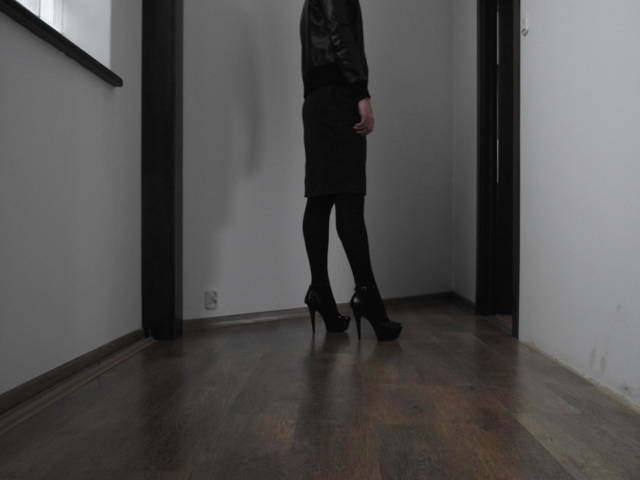 DSCF3299.JPG - heelstgirl