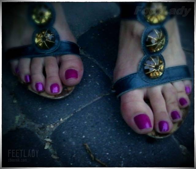 no name #07 - FeetLady