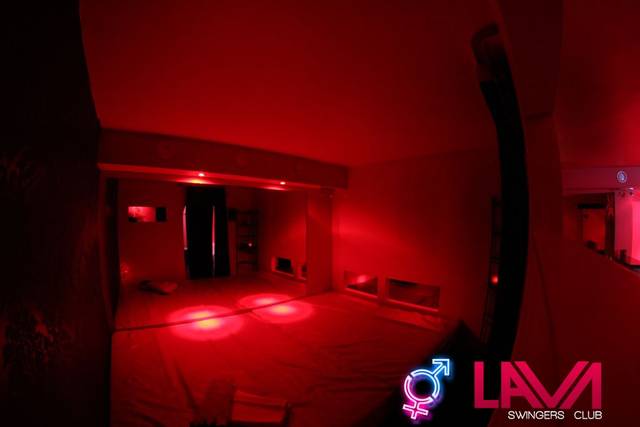 DUUŻY POKOIK :) - LavaClub