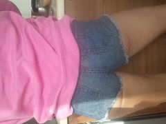 spodenki a pod nimi...skarbenka