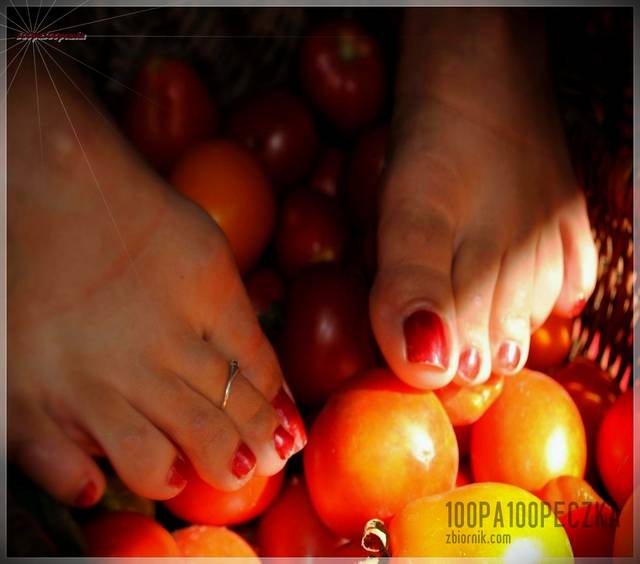 Tomato Feet 03 - 100pa100peczka