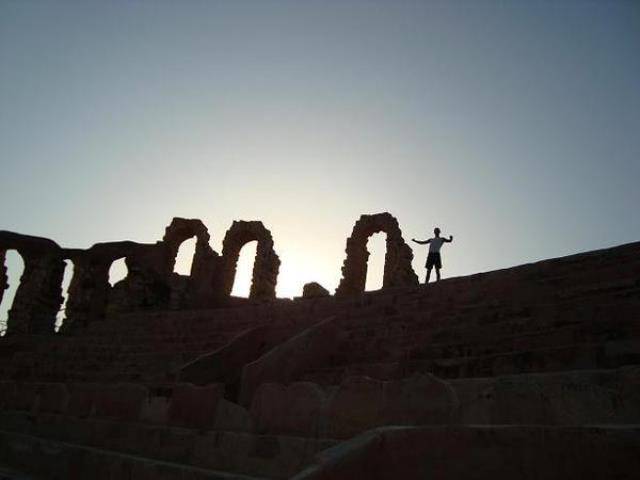 44509_299250766857379_1391451375_n.jpg - Pabeel1