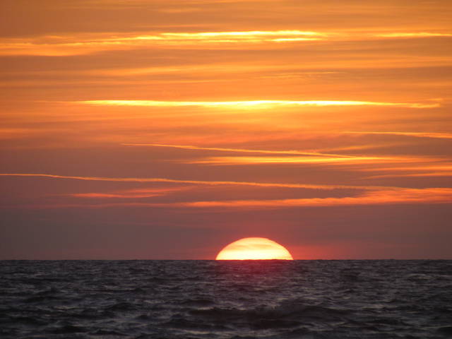 zachód nad .... - wodnik50